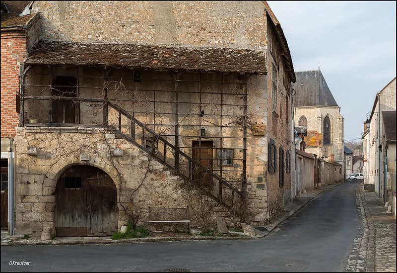 Village de Châtillon-Coligny près de notre camping - Ancien grenier à sel